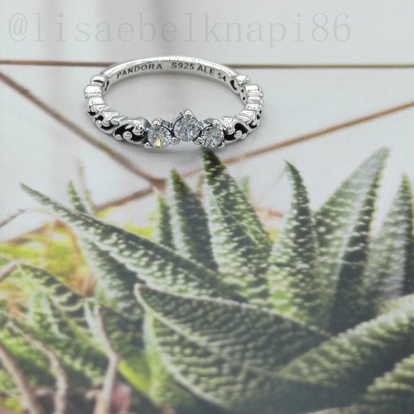 Pandora Silver Ring with Clear Stones - Picture 5 of 8